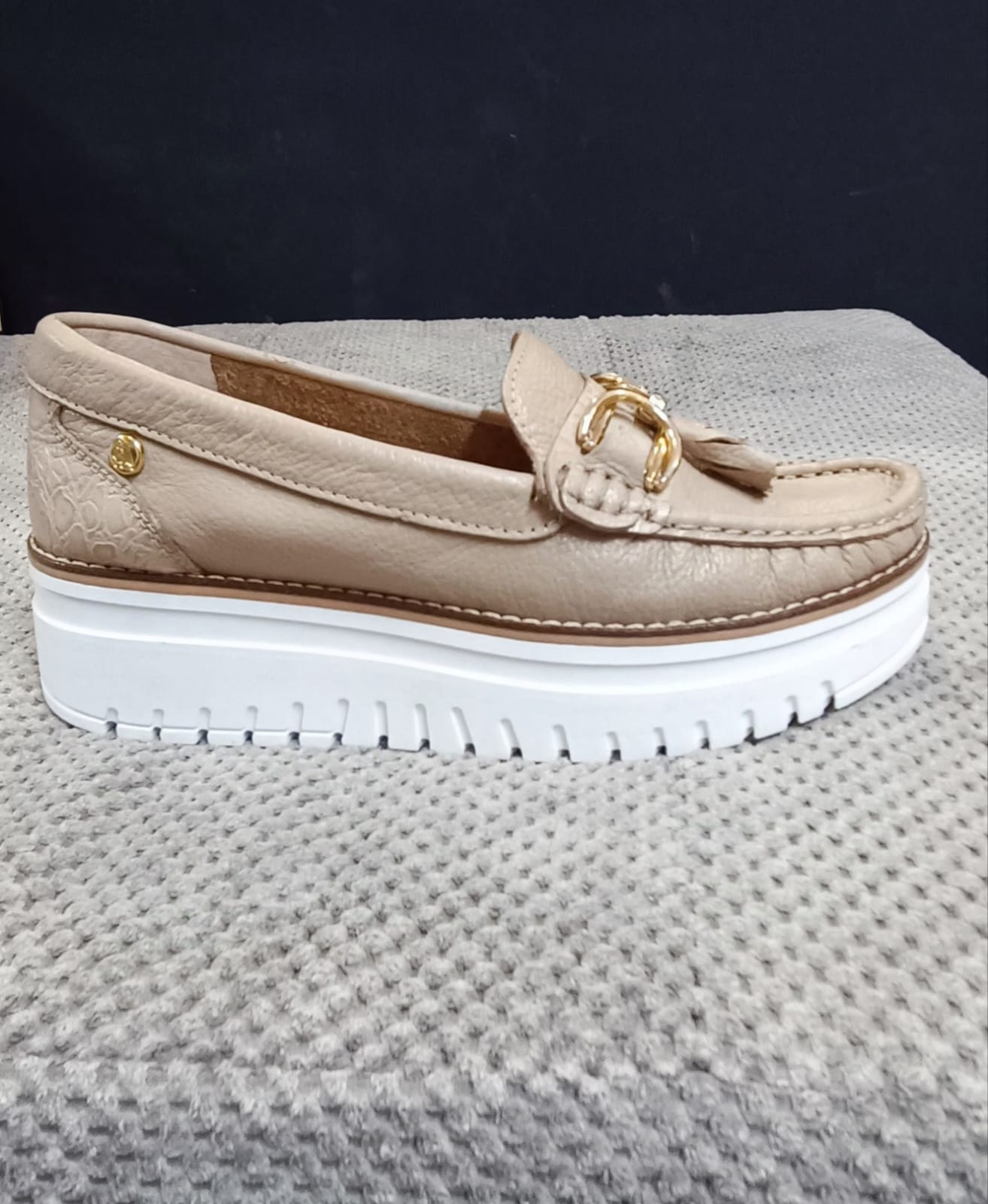 Mocasines Beige altos 